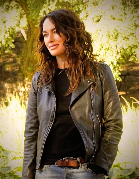 Lena Headey Hot Images