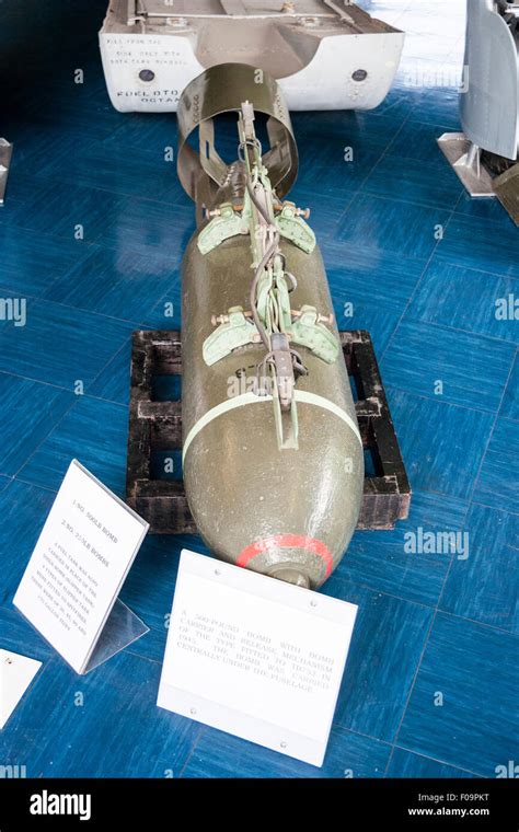 500 Lb Bomb Stock Photos & 500 Lb Bomb Stock Images - Alamy