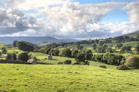 Wensleydale Yorkshire Dales Wensleydale Lies In The Yorks Flickr