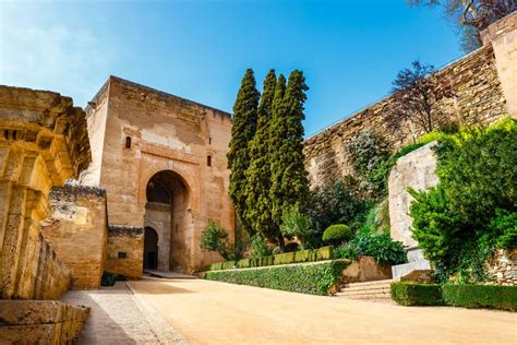 Los Secretos De Las Puertas De La Alhambra Santa Fe Yahoo Images