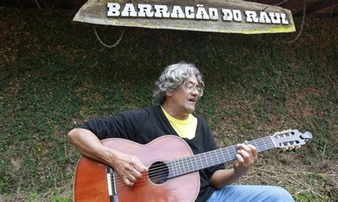 Mestres Sonoros Cl Udio Roberto O Compositor De Maluco Beleza E O