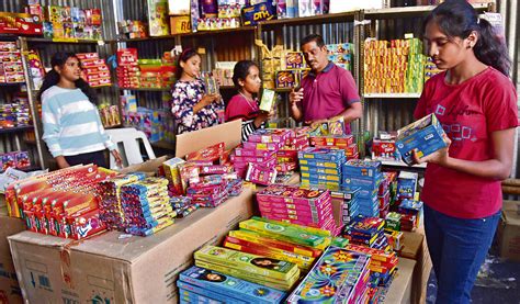 To Check Pollution In Winter Delhi Govt Reimposes Ban On Firecrackers