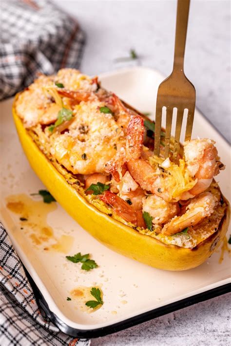 Spaghetti Squash With Shrimp Scampi Dr Davinah S Eats