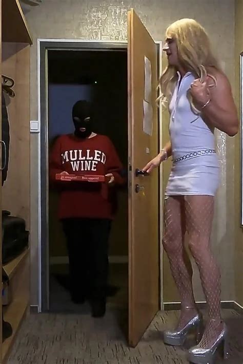 Trixy Ordered A Pizza And The Guy Asked For The Payment Shemale Ladyboy Porn Feat Trixy Sissy