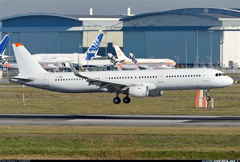 Airbus A321 211 Untitled Aviation Photo 2385365