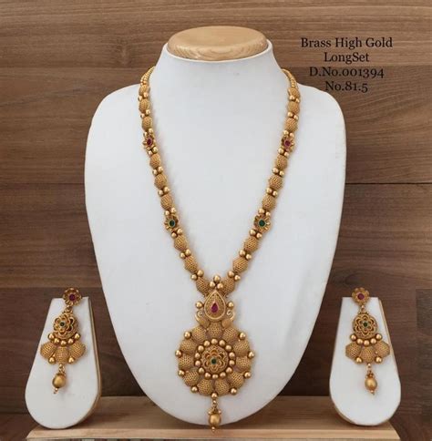 Pin By Dhana On Antique Necklace Gold Bridal Jewellery Sets Neck