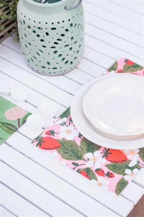 Diy Laminated Placemats Home Decor Tutorials Love And Specs