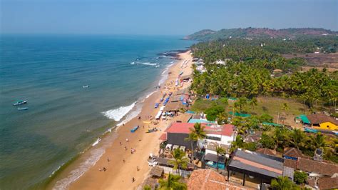 Anjuna beach review (Goa)