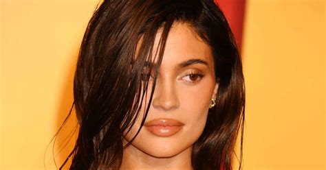 Kylie Jenner Shocks Fans With New Puffy Lips After Admitting To