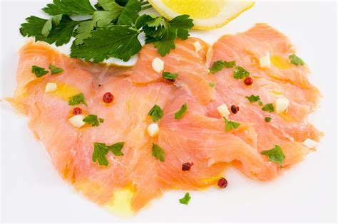 Salmone Marinato L Idea Per Preparare E Cucinare La Ricetta Salmone