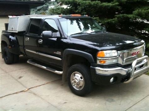 View Of Gmc Sierra 3500 Regular Cab Photos Video Features And Tuning