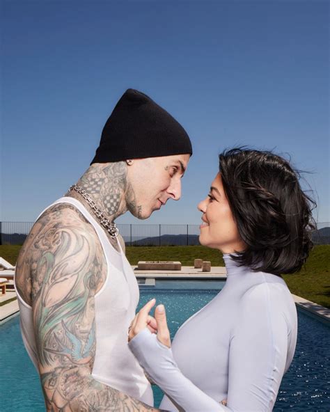 Travis Barker Breaks Silence After Wife Kourtney Kardashian S Emergency