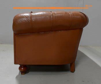 Canap Chesterfield Capitonn En Cuir Fin Xix Antikeo