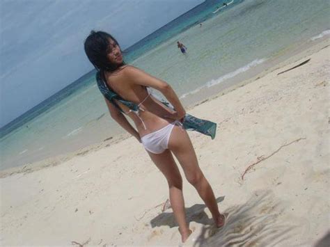 Hot Girl Goes Wet And Wild With Her Two Piece Swimwear Part