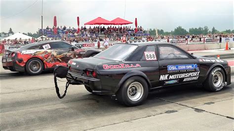 1400 Hp Nissan Skyline Gt R R32 Vs Nissan Gt R R35 Drag Race Youtube