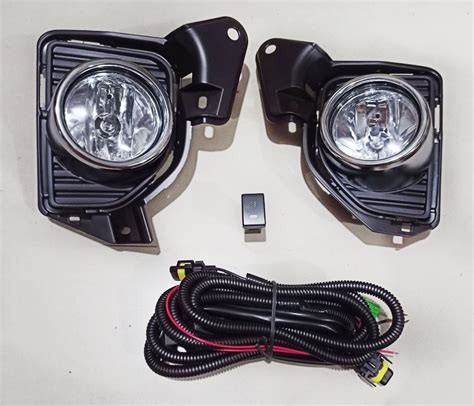 Dlaa Foglamp Foglight Assembly For Toyota Hiace On Carousell