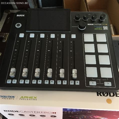 Petites Annonces MIXAGE Vend Surface Rodecaster PRO II