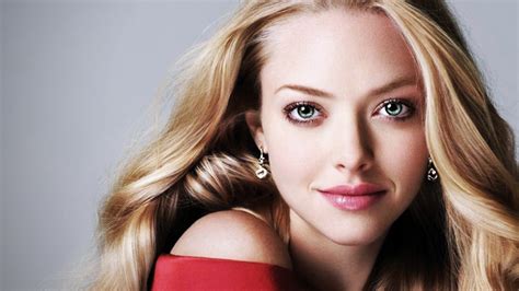 amanda seyfried wallpaper
