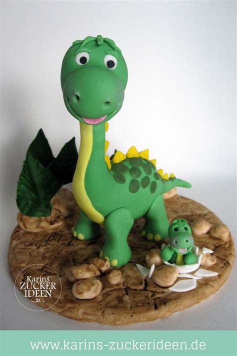 F R Kleine Dino Fans Ein Tortentop Aus Fondant Modelliert Marzipan