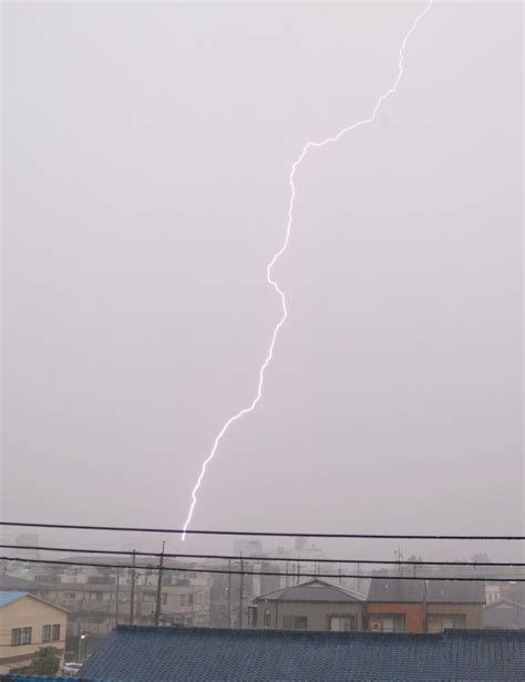 大阪市などで激しい雷雨 大阪市や堺市などで大雨警報も（yahoo ニュース オリジナル The Page）