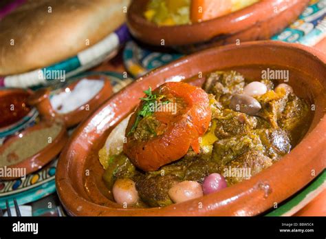 Tajine Marocain Au Viande Banque De Photographies Et Dimages Haute