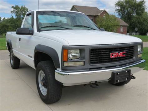 Find Used 2000 Gmc Sierra 2500 Sl 57l 4x4 8 Bed 1 Owner 52k Miles Rust Free California In