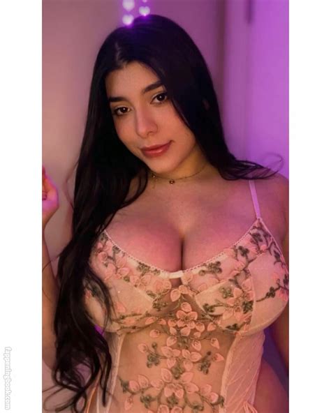 Oriana Alvarado Belaalvaradoo Nude Onlyfans Leaks The Fappening