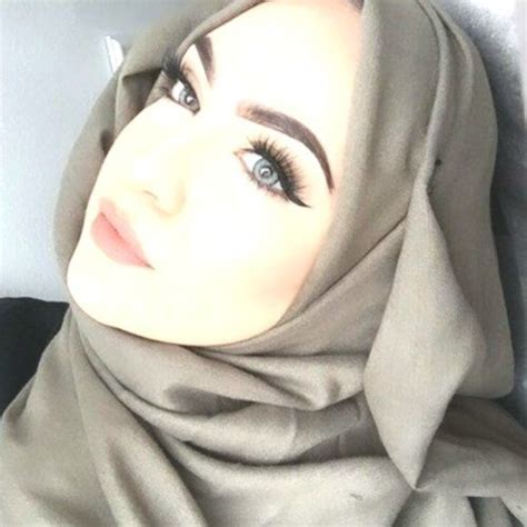 Masterful Makeup With Hijab Hijab Makeup Makeup Hijab Fashion