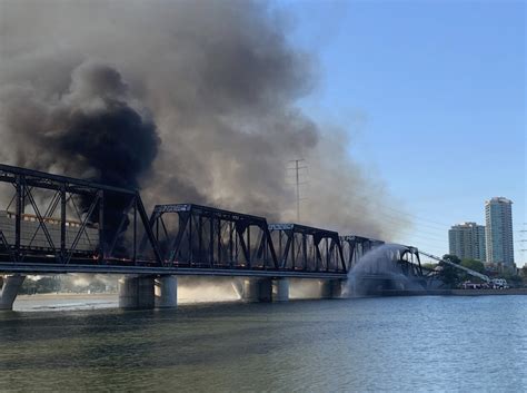 Union Pacific Bridge Collapses In Fiery Derailment In Arizona Railfan