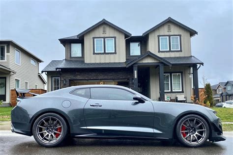 Chevrolet 6th Gen Camaro ZL1 1LE with 19" SM-10 Wheels in Anthracite