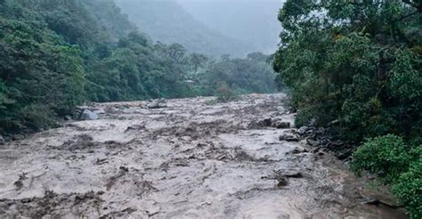 Gobierno Declara El Estado De Emergencia En 100 Distritos Por Intensas