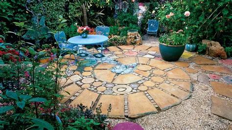 25 Practical River Rock Landscaping Ideas That Worth Making