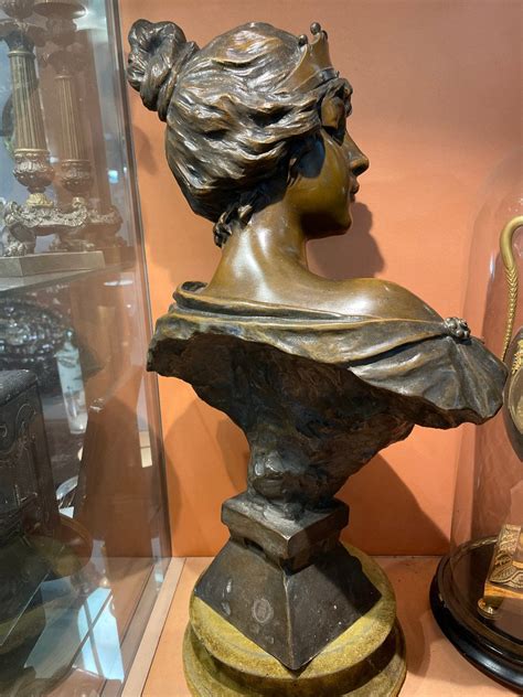 Proantic Lucrece Bronze Bust By Villanis H Cm