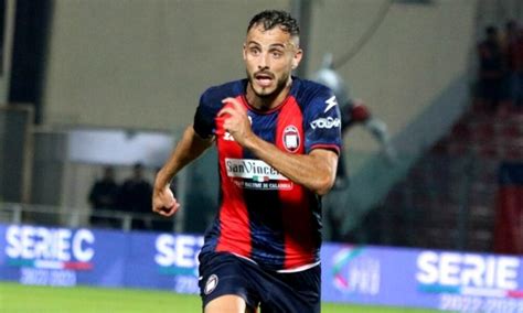 Mercato Catania In Vantaggio Su Gomez Ma