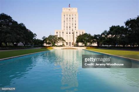 Houston City Hall Photos And Premium High Res Pictures Getty Images