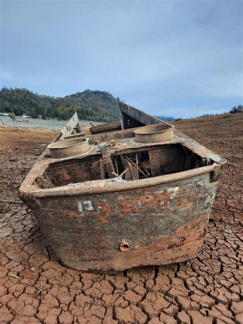 Lake Shasta Water Level Healthy As New Water Year Begins Trinity Lake