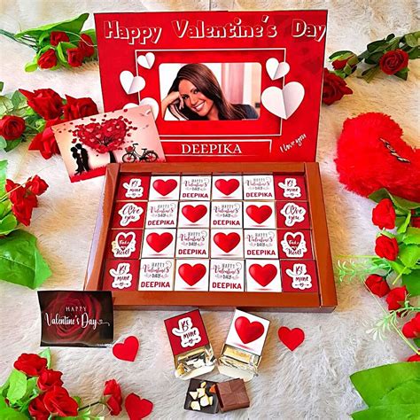 Buy/Send Valentine Personalised Chocolate Box Online- FNP