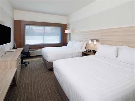 Michigan City, Indiana Hotels | Holiday Inn Express & Suites Michigan City