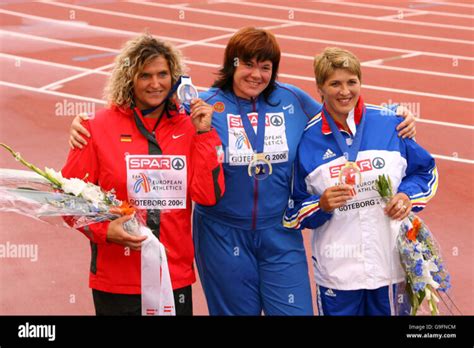 10 Hot Sexy Darya Pishchalnikova Bikini Pics