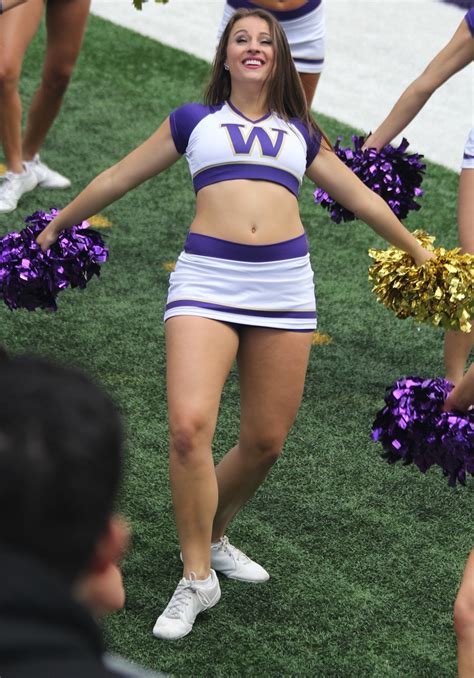 Washington Cheerleader Mike Flickr