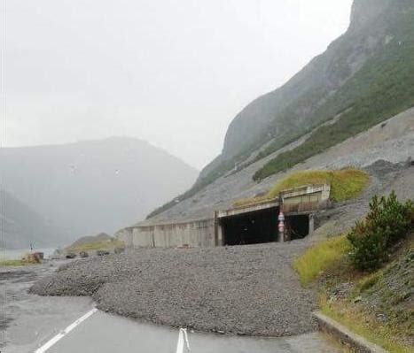 Livigno Nuova Frana Al Passo Del Gallo