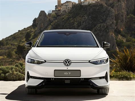 Volkswagen Id7 2024 Première Voiture électrique De La Marque