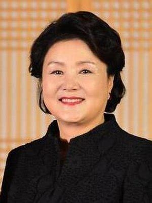 Kim Jung-sook Biography, Age, Height, Husband, Net Worth, Family