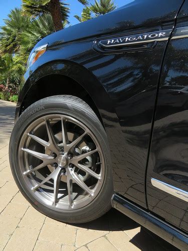 Black Lincoln Navigator On 22 Inch Forgeline One Piece For Flickr