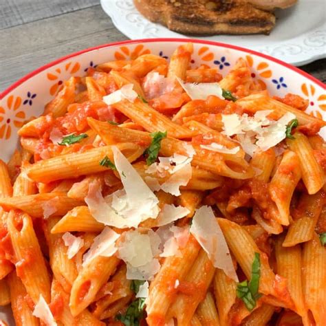 Copycat Applebees Three Cheese Chicken Penne Hot Rod S Recipes