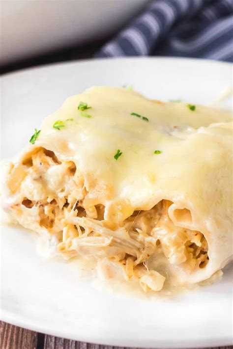 White Chicken Enchiladas Mama Loves Food