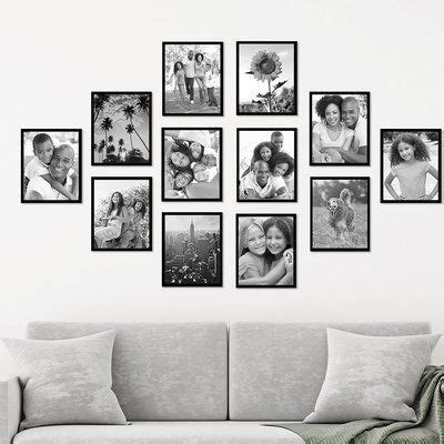 20++ Living Room Frames Ideas - HOMYHOMEE