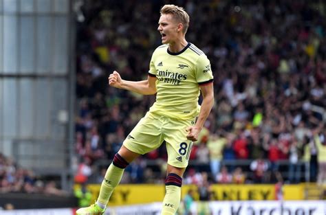 Martin Odegaard Describes Arsenal Dressing Room As Large In