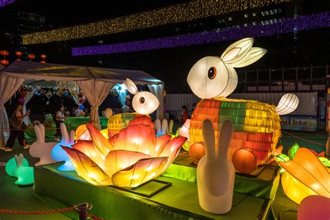 Stunning Lantern Displays Embrace Mid Autumn Festival In Hong Kong CGTN