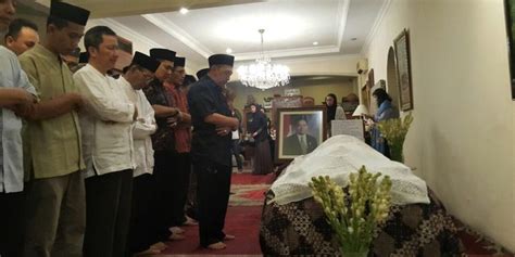 Tata Cara Mengurus Jenazah Dalam Islam Umat Muslim Wajib Tahu Halaman